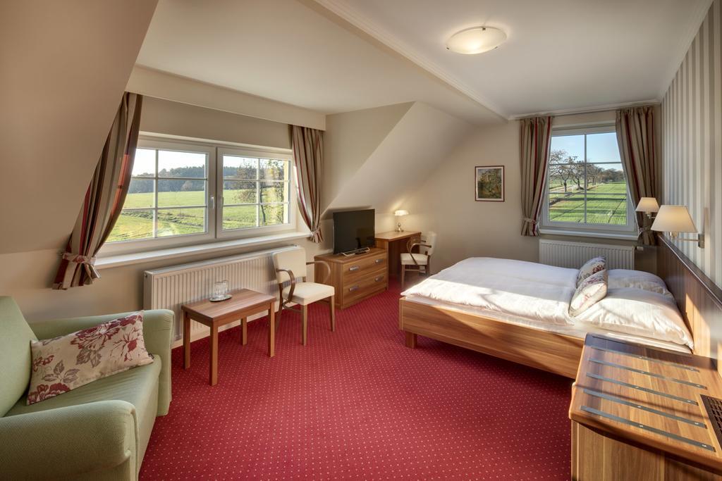 Hotel Kolonie Křivoklát Zimmer foto